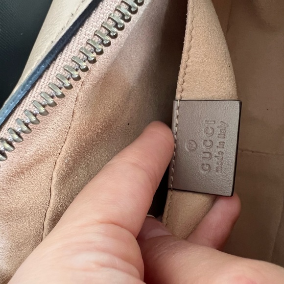 GUCCI GG MARMONT MINI SHOULDER BAG - Picture 16 of 16